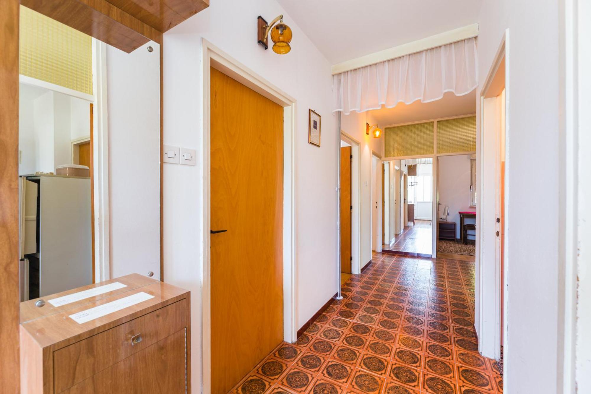 Mica Apartment Криквеница Екстериор снимка